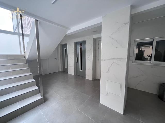 1 slaapkamer Flat te huur in Rincón de Loix, Benidorm met zwembad garage - € 950 (Ref: 8930756)