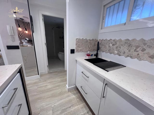 1 slaapkamer Flat te huur in Rincón de Loix, Benidorm met zwembad garage - € 950 (Ref: 8930756)