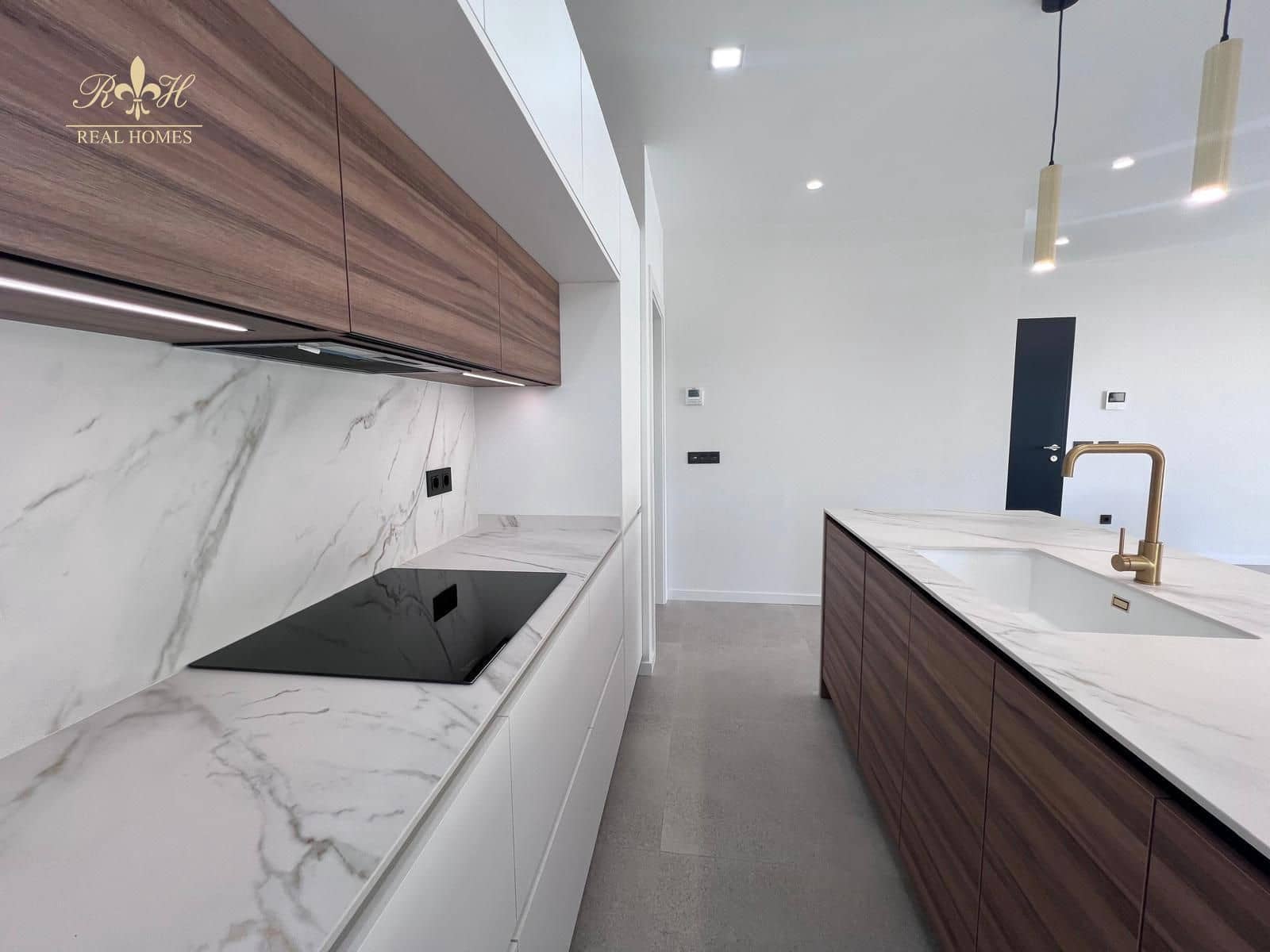 3 soverom Villa til salgs i Polop med svømmebasseng garasje - € 495 000 (Ref: 8967476)