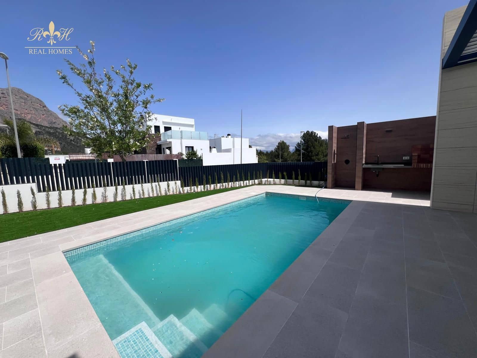 3 soverom Villa til salgs i Polop med svømmebasseng garasje - € 495 000 (Ref: 8967476)