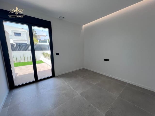 3 soverom Villa til salgs i Polop med svømmebasseng garasje - € 495 000 (Ref: 8967476)