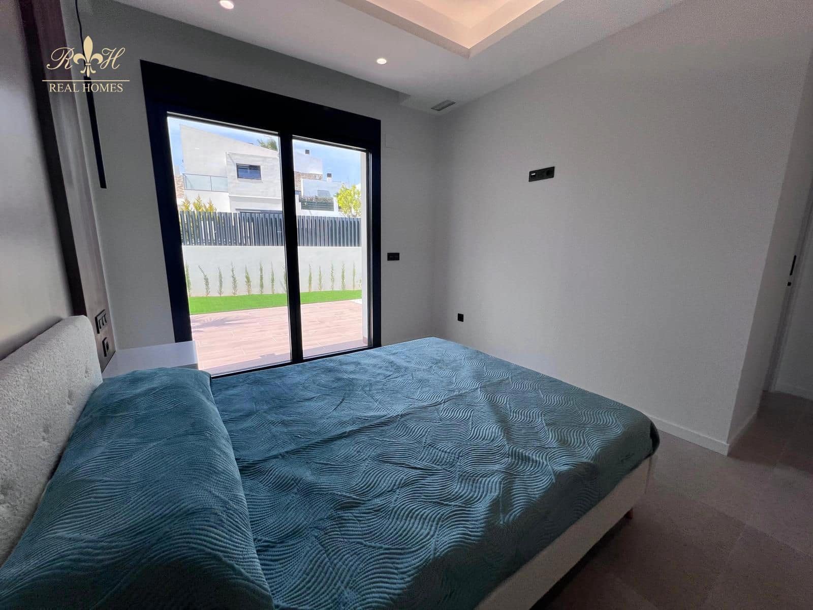 3 soverom Villa til salgs i Polop med svømmebasseng garasje - € 495 000 (Ref: 8967476)