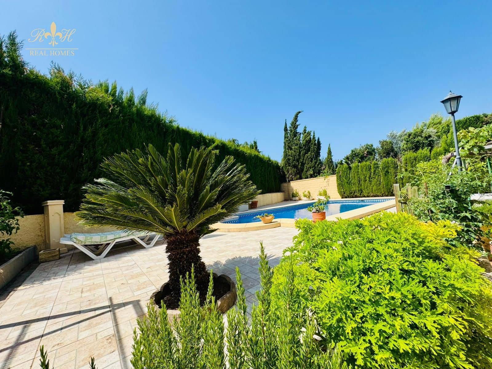 5 sypialnia Willa na sprzedaż w Albir z basenem garażem - 890 000 € (Ref: 9053610)