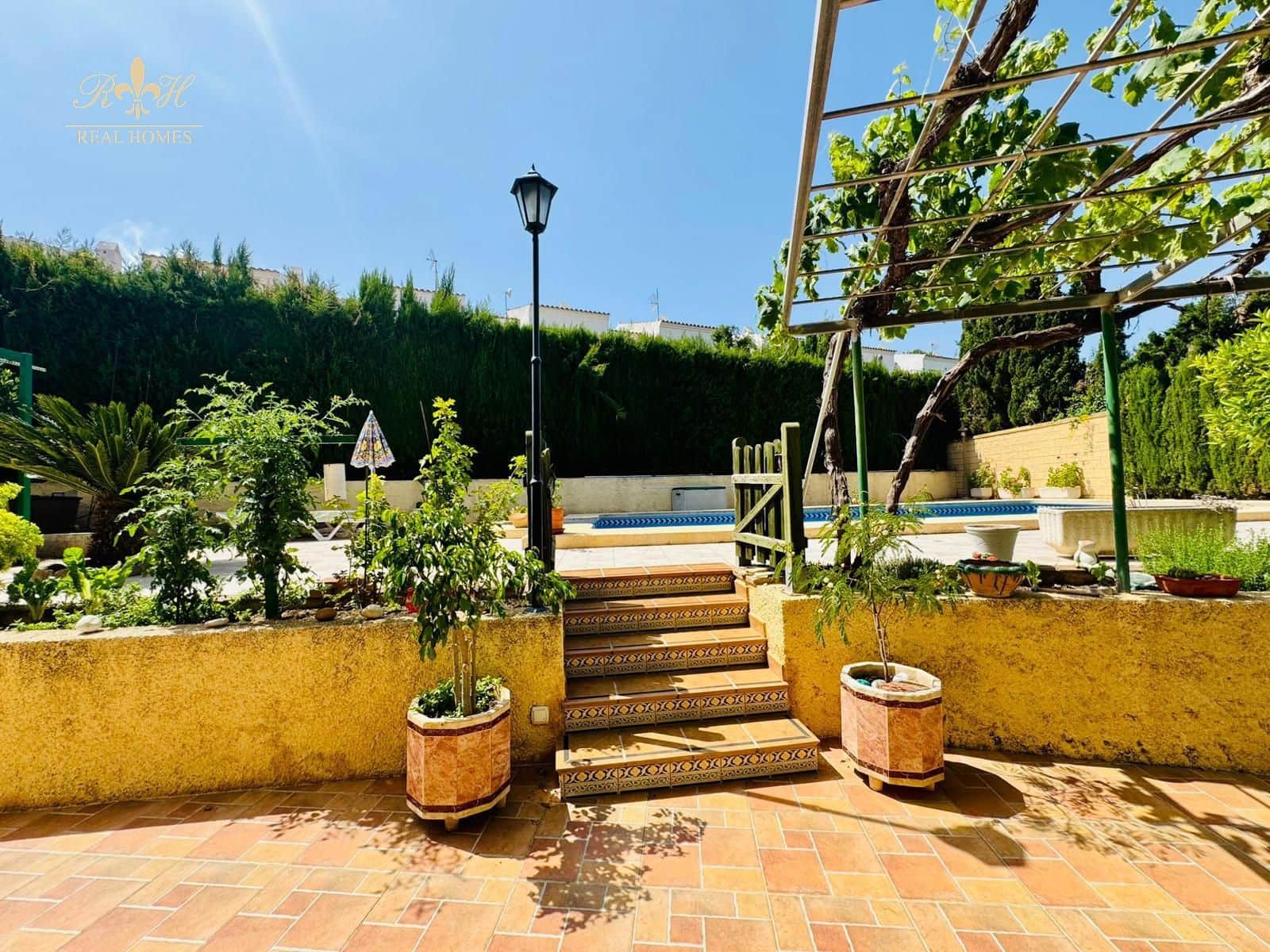 5 sypialnia Willa na sprzedaż w Albir z basenem garażem - 890 000 € (Ref: 9053610)