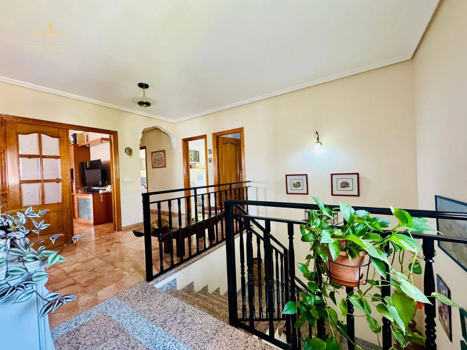 5 sypialnia Willa na sprzedaż w Albir z basenem garażem - 890 000 € (Ref: 9053610)