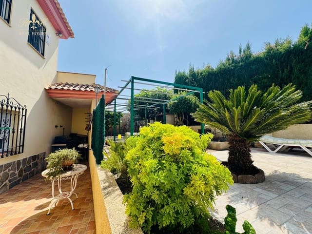 Chalet de 5 habitaciones en Albir, Alfaz del Pi / L'Alfàs del Pi en venta con piscina garaje - 890.000 € (Ref: 9053610)
