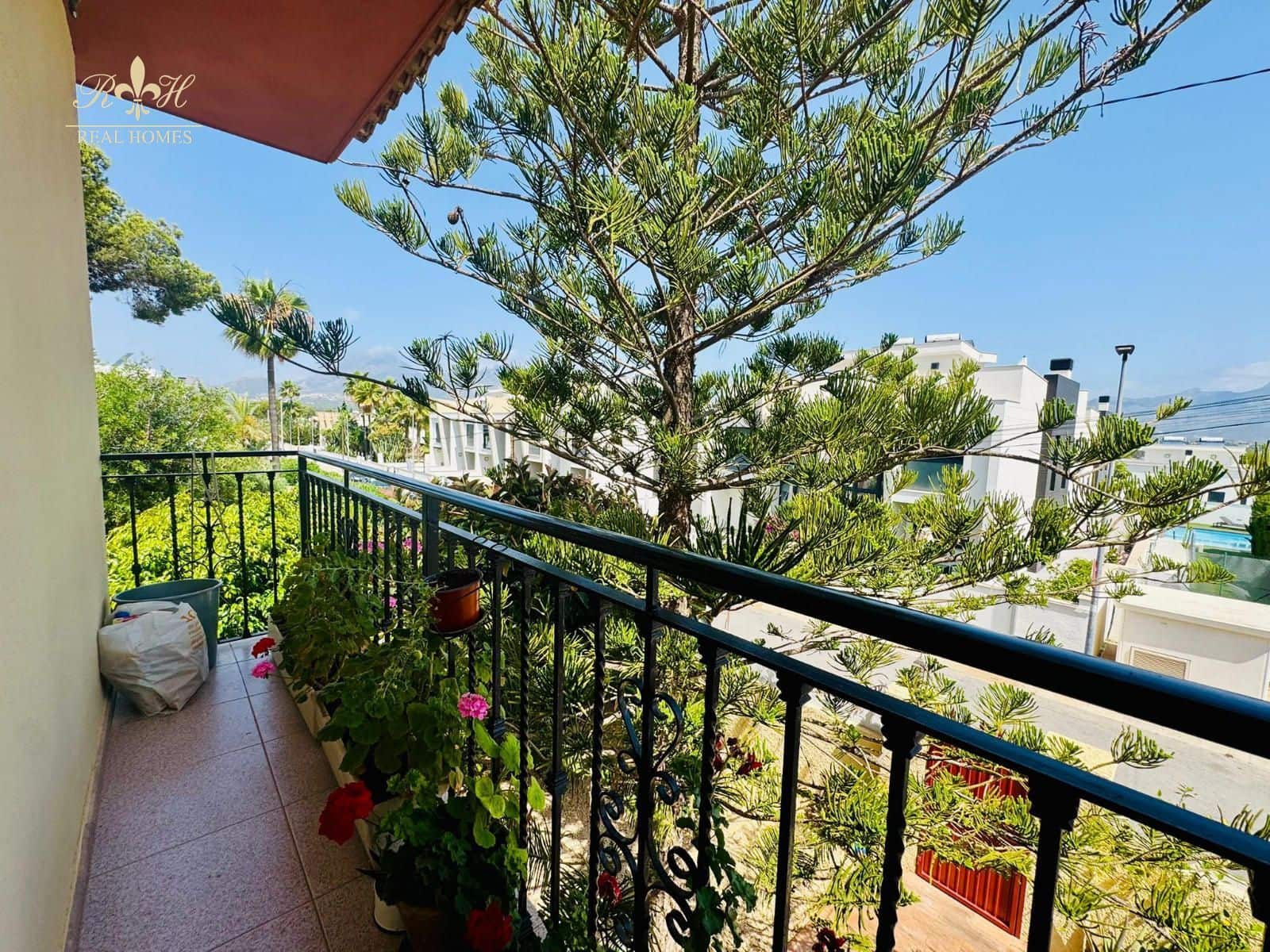 5 sypialnia Willa na sprzedaż w Albir z basenem garażem - 890 000 € (Ref: 9053610)