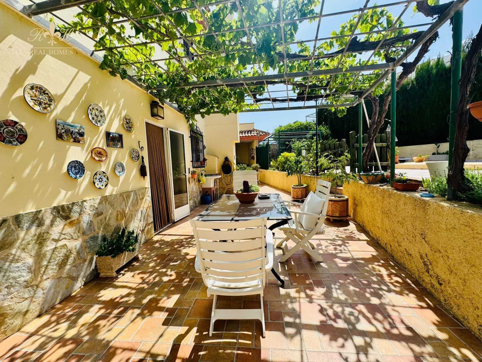 5 sypialnia Willa na sprzedaż w Albir z basenem garażem - 890 000 € (Ref: 9053610)