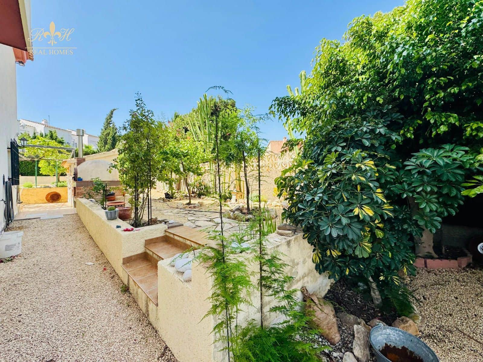 5 sypialnia Willa na sprzedaż w Albir z basenem garażem - 890 000 € (Ref: 9053610)