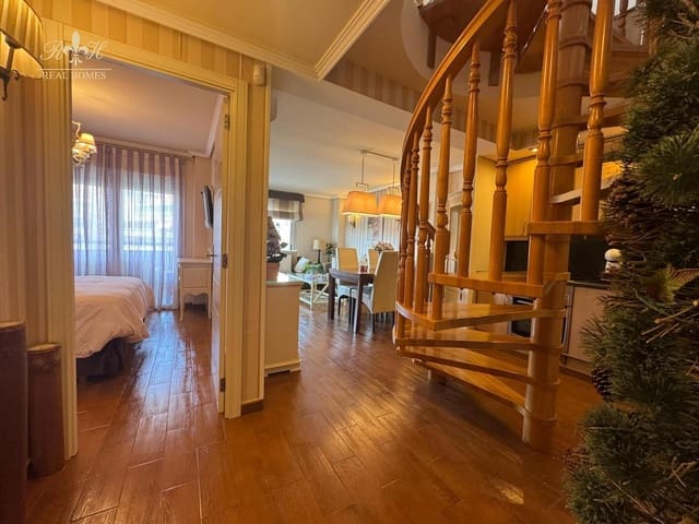 2 soveværelse Penthouse til leje i La Cala de Villajoyosa, La Villajoyosa / Vila Joiosa med swimmingpool garage - € 1.800 (Ref: 9097588)