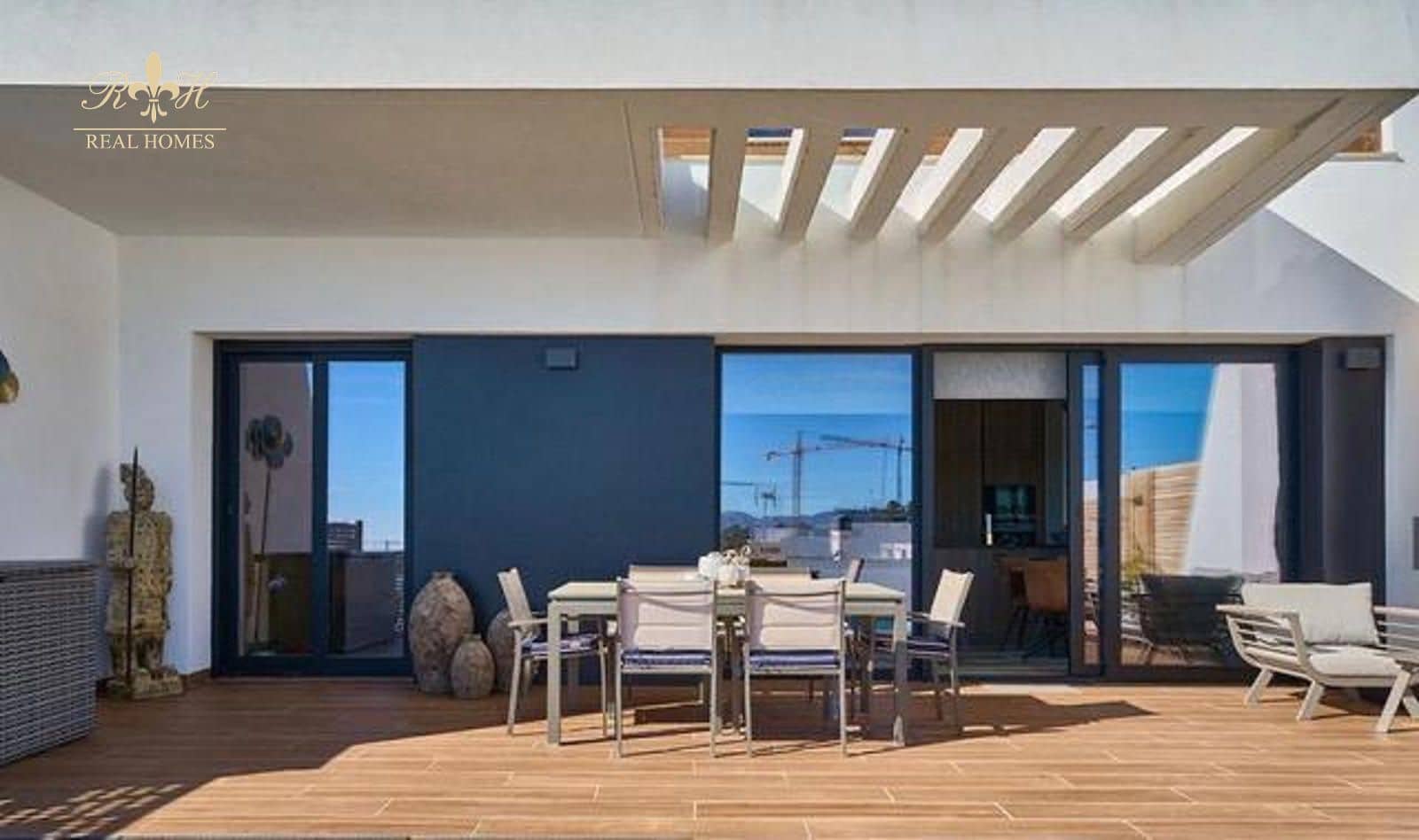 3 soverom Hus til salgs i Finestrat med svømmebasseng - € 585 000 (Ref: 9099682)