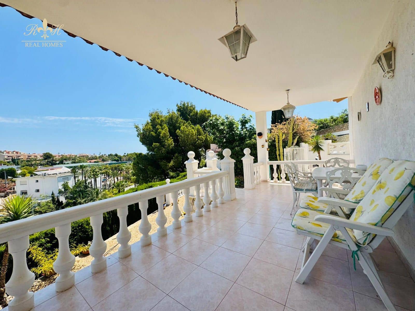 3 sovrum Villa till salu i La Nucia med pool garage - 345 000 € (Ref: 9109354)