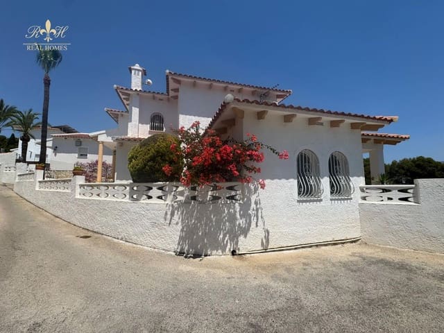 3 sovrum Villa till salu i La Nucia med pool garage - 345 000 € (Ref: 9109354)