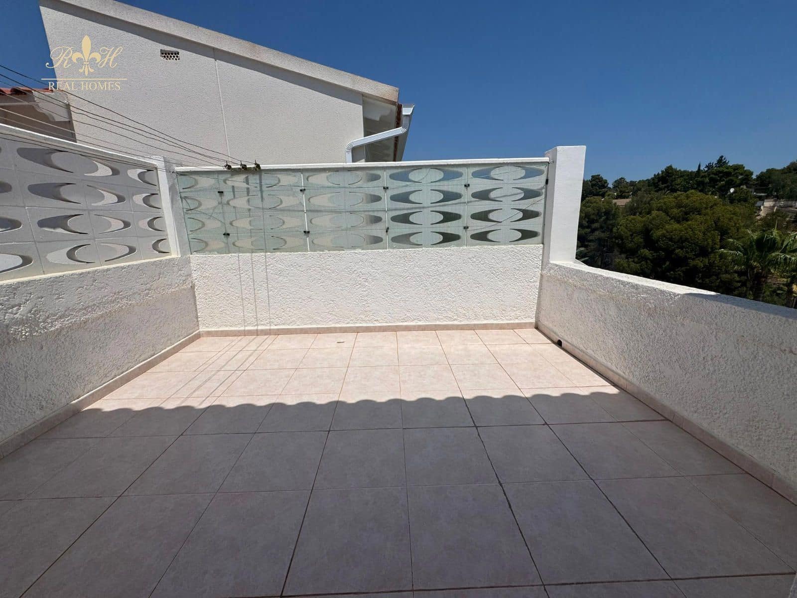 3 sovrum Villa till salu i La Nucia med pool garage - 345 000 € (Ref: 9109354)