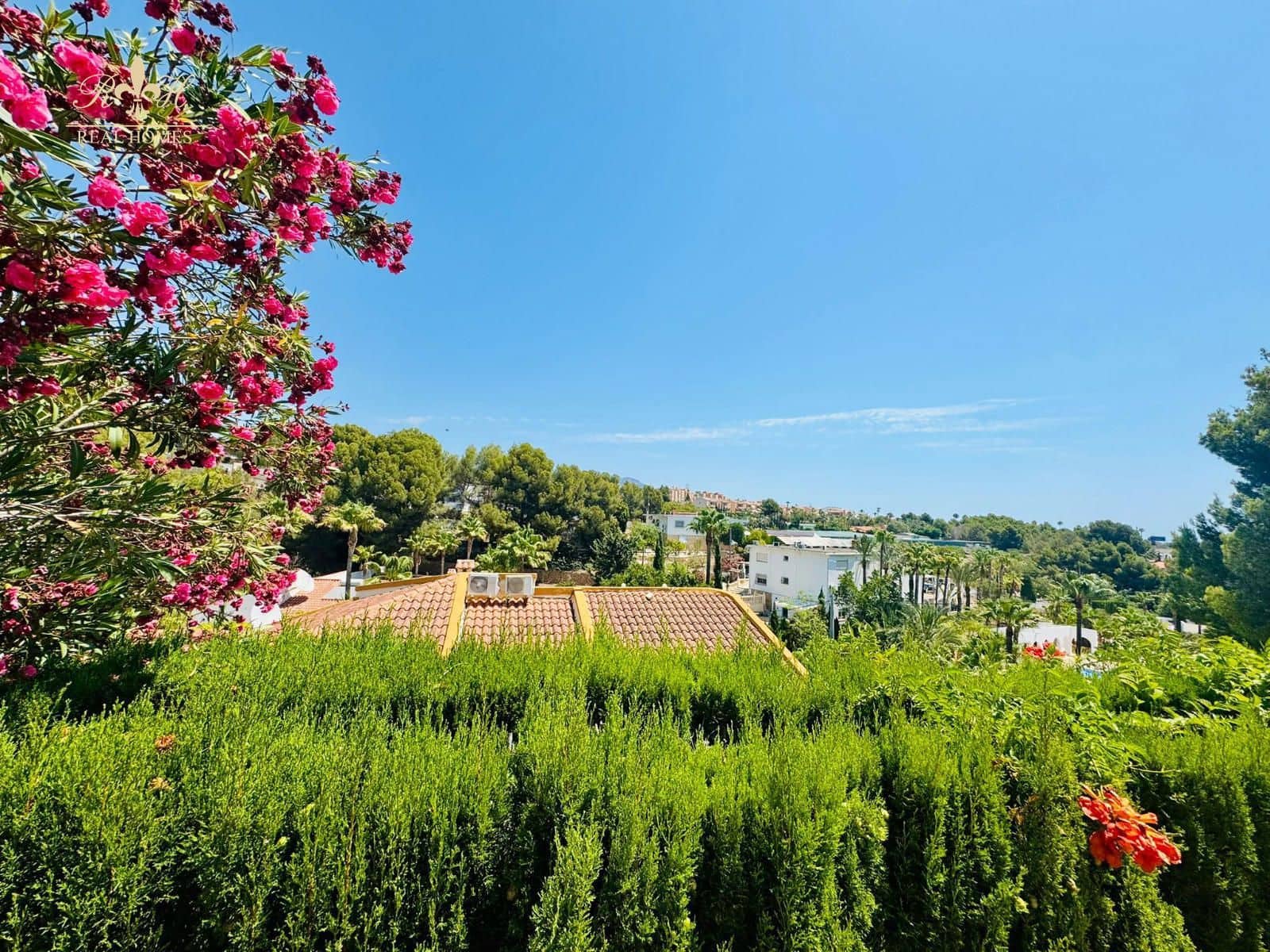 3 sovrum Villa till salu i La Nucia med pool garage - 345 000 € (Ref: 9109354)