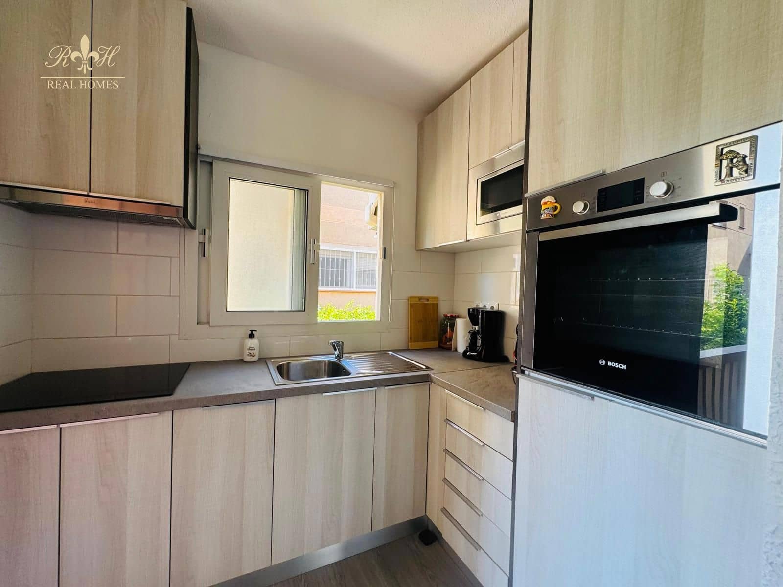 Appartamento da affittare in Albir con piscina - 1.200 € (Rif: 9133364)