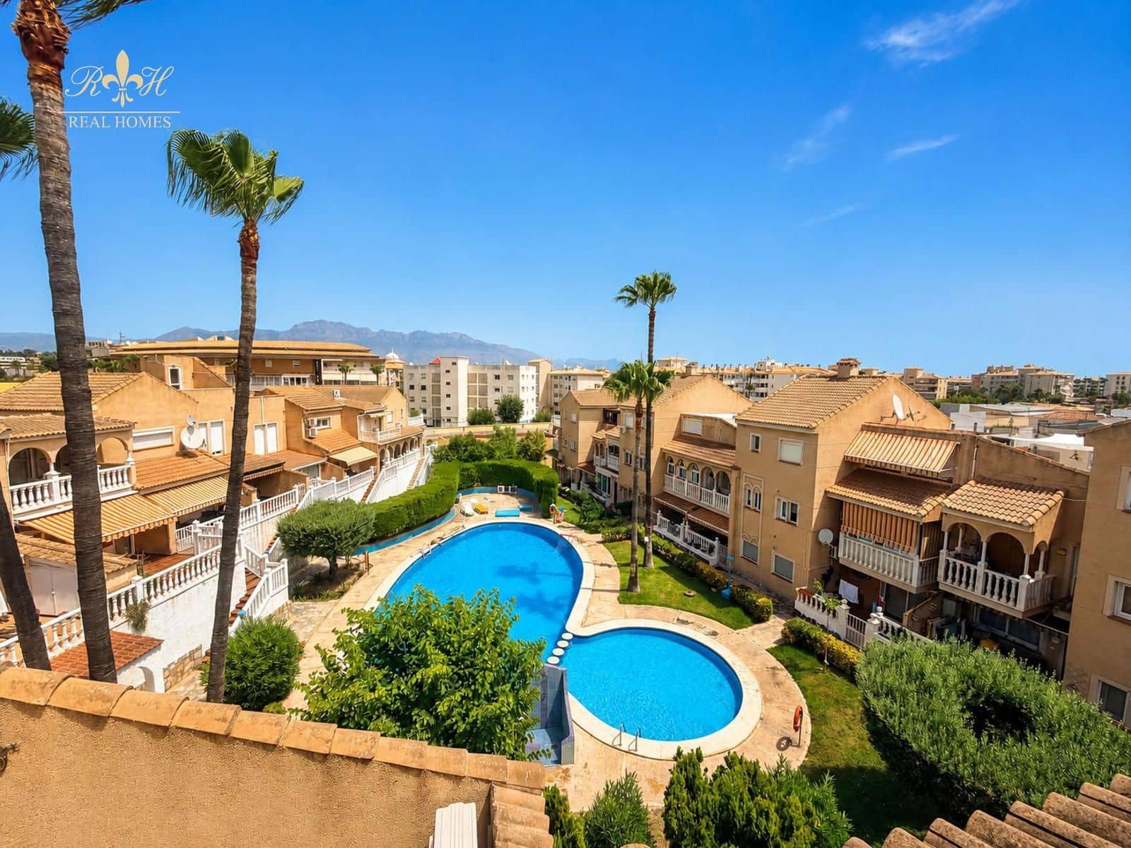 2 slaapkamer Flat te huur in Albir met zwembad - € 1.300 (Ref: 9133364)