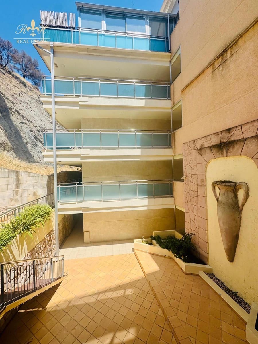 2 soveværelse Lejlighed til salg i Altea med swimmingpool garage - € 399.000 (Ref: 9138238)