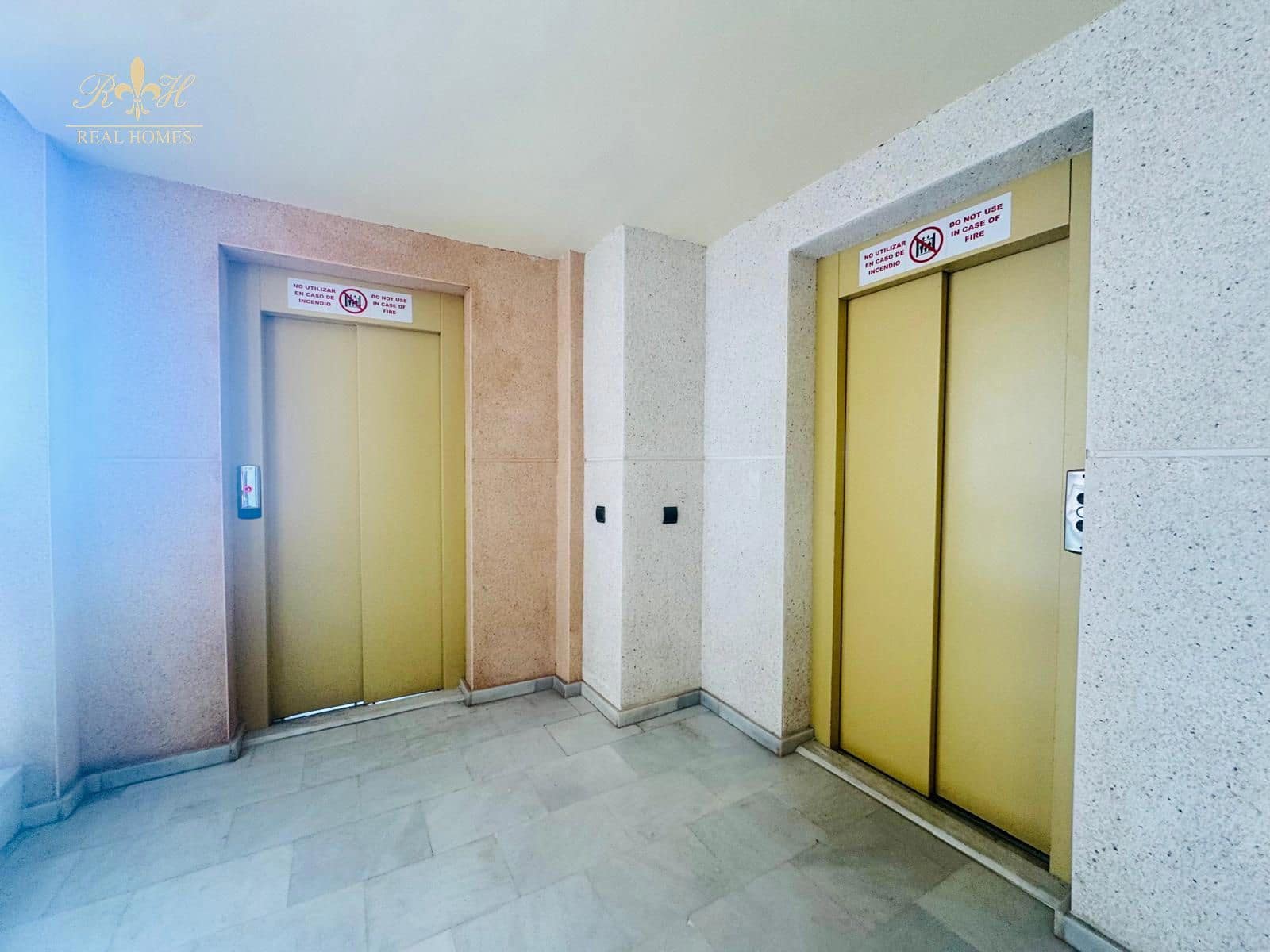 2 soveværelse Lejlighed til salg i Altea med swimmingpool garage - € 399.000 (Ref: 9138238)