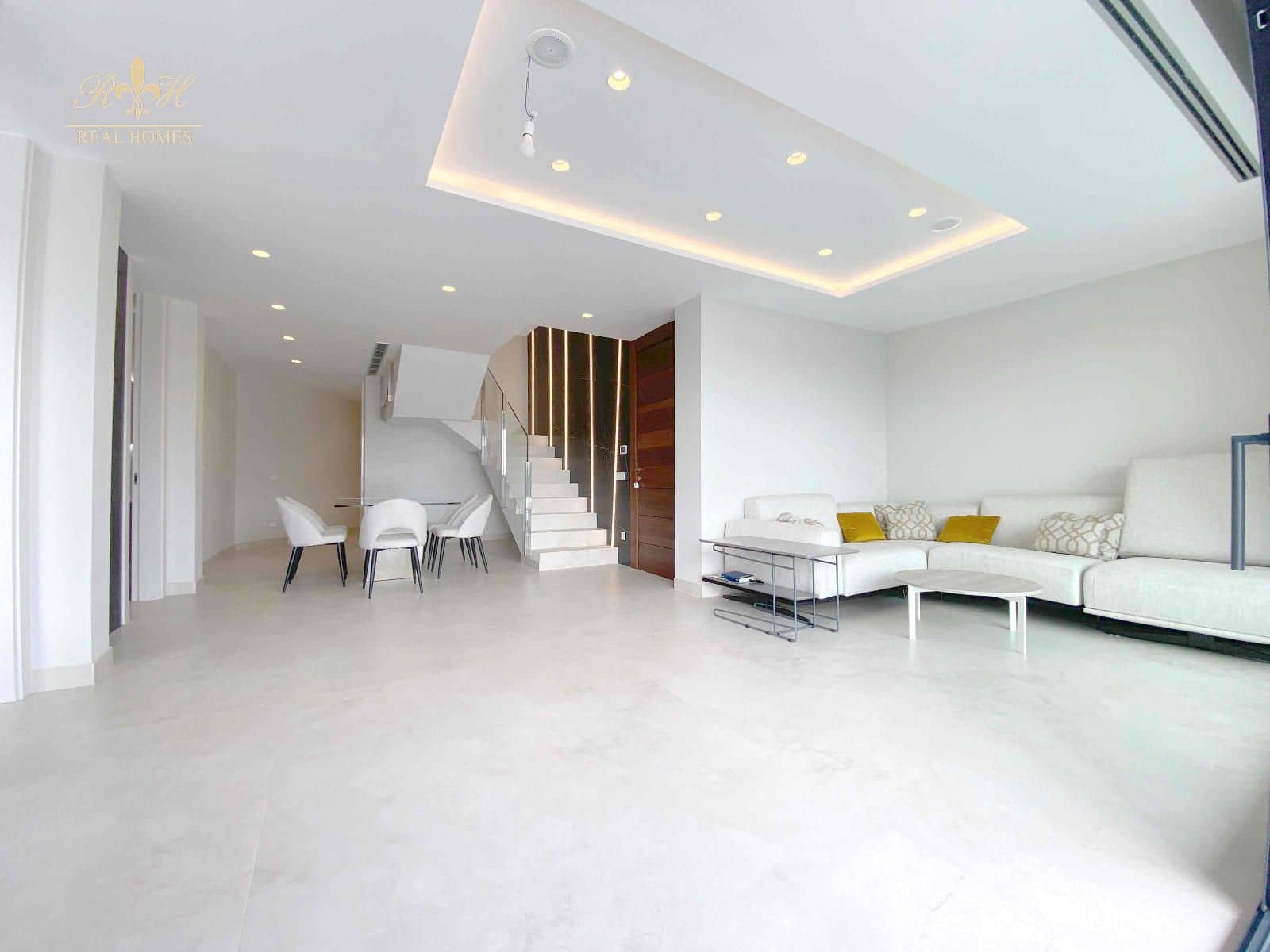 4 soveværelse Lejlighed til salg i Benidorm med swimmingpool garage - € 1.650.000 (Ref: 9146299)