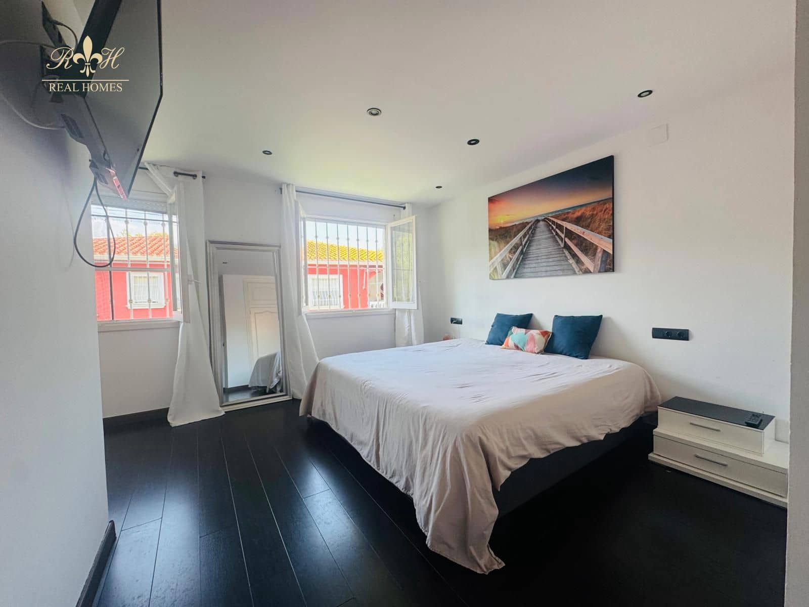 16 soverom Villa til salgs i Albir med svømmebasseng garasje - € 1 250 000 (Ref: 9183993)