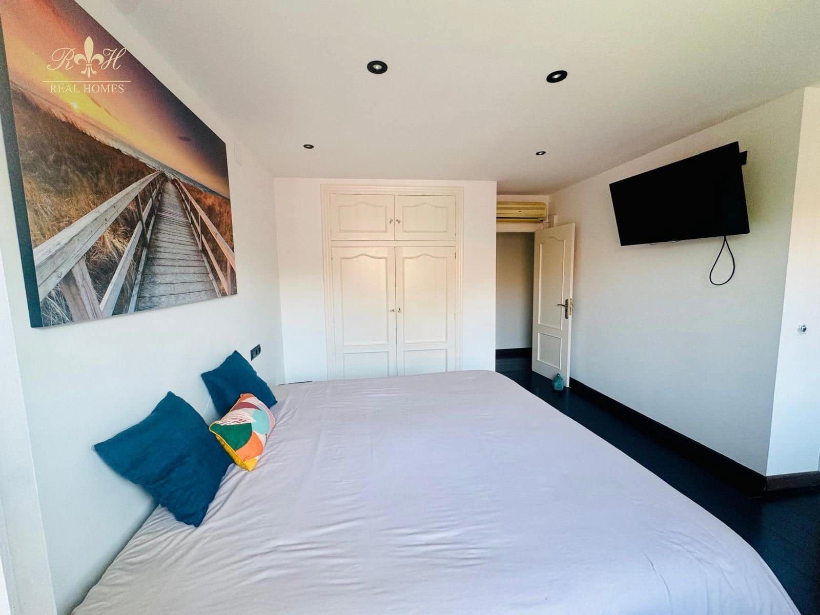 16 soverom Villa til salgs i Albir med svømmebasseng garasje - € 1 250 000 (Ref: 9183993)