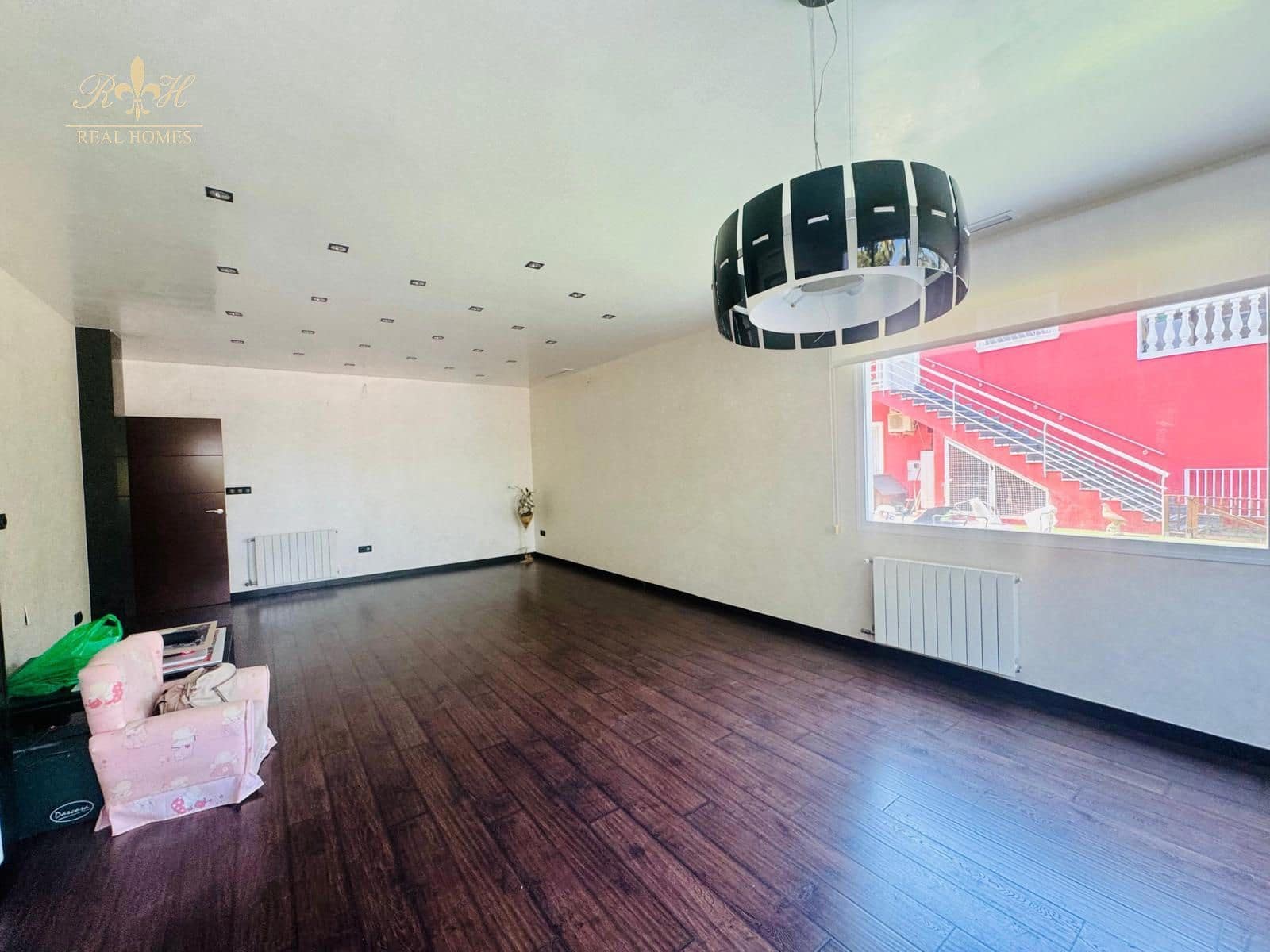 16 soverom Villa til salgs i Albir med svømmebasseng garasje - € 1 250 000 (Ref: 9183993)