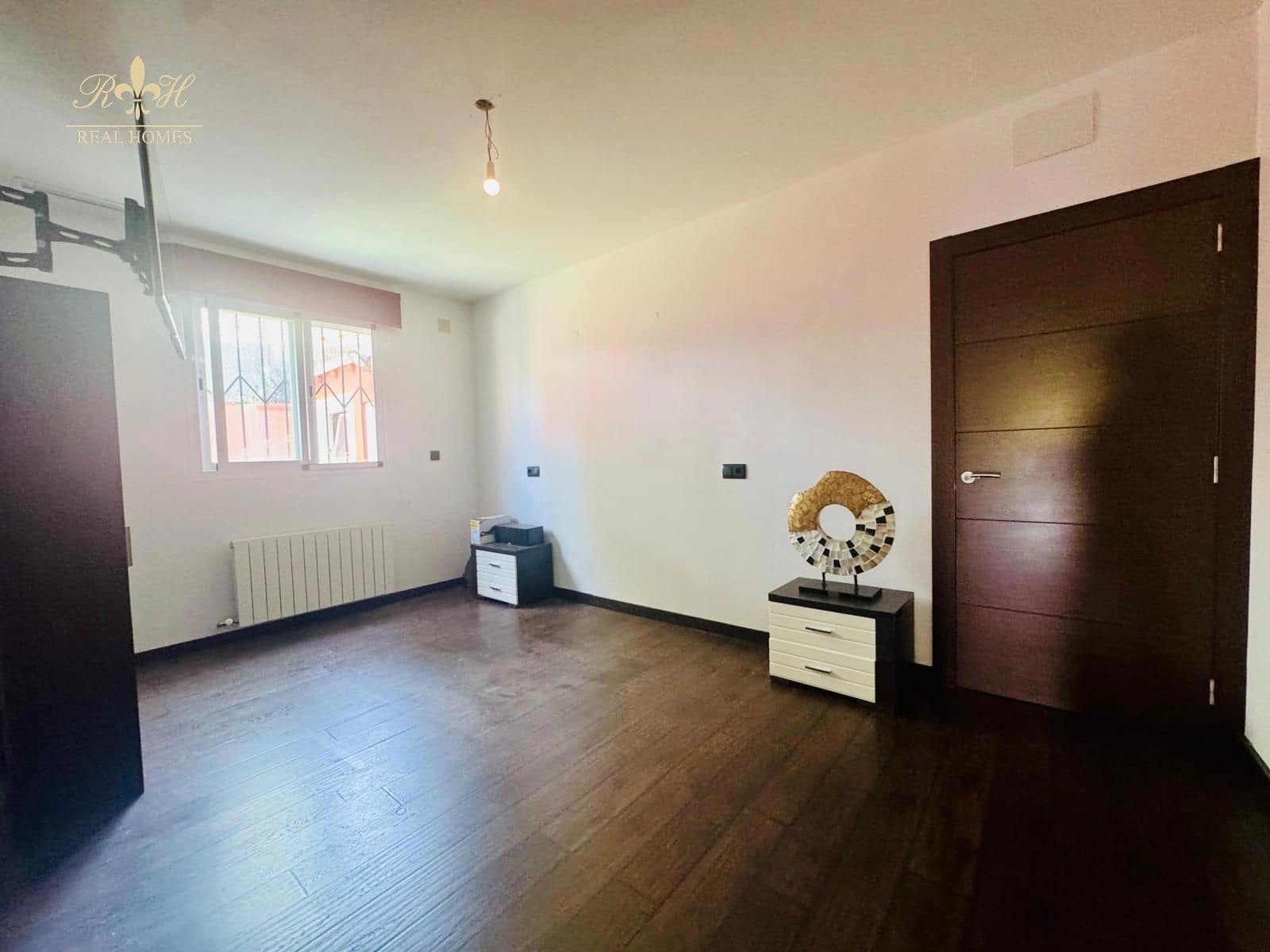 16 soverom Villa til salgs i Albir med svømmebasseng garasje - € 1 250 000 (Ref: 9183993)