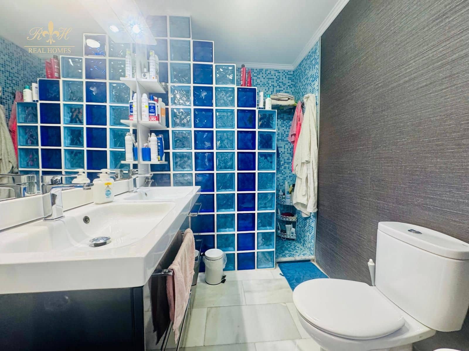 16 soverom Villa til salgs i Albir med svømmebasseng garasje - € 1 250 000 (Ref: 9183993)