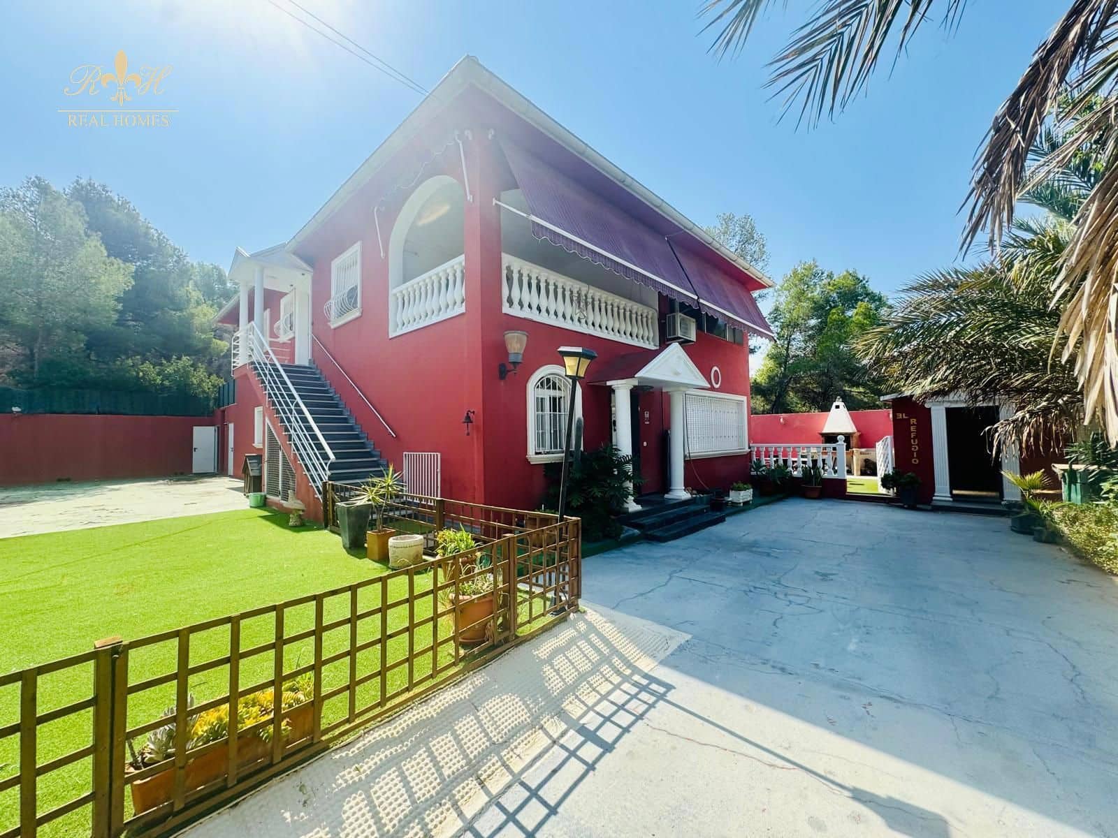 16 soverom Villa til salgs i Albir med svømmebasseng garasje - € 1 250 000 (Ref: 9183993)