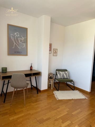 3 soveværelse Villa til leje i Escandinavia - Cautivador, Alfaz del Pi / L'Alfàs del Pi med swimmingpool - € 2.500 (Ref: 9216483)