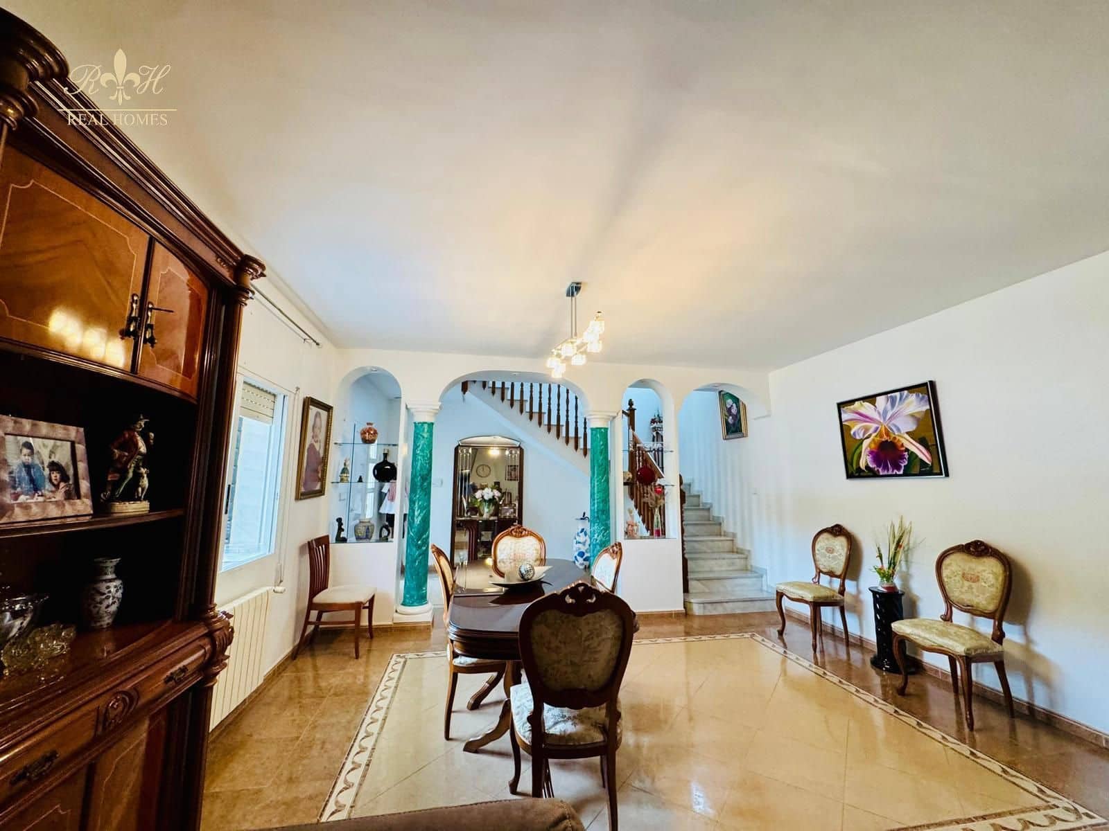 4 sypialnia Dom na sprzedaż w Alfaz del Pi / L'Alfas del Pi z basenem - 485 000 € (Ref: 9216724)