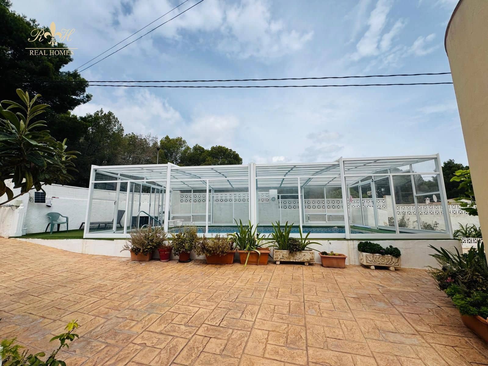 4 sypialnia Dom na sprzedaż w Alfaz del Pi / L'Alfas del Pi z basenem - 485 000 € (Ref: 9216724)