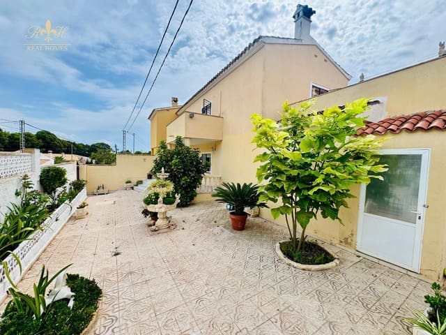 4 sypialnia Dom na sprzedaż w Pueblo - Urbanizaciones, Alfaz del Pi / L'Alfàs del Pi z basenem - 485 000 € (Ref: 9216724)