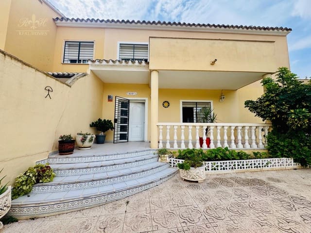 4 sypialnia Dom na sprzedaż w Pueblo - Urbanizaciones, Alfaz del Pi / L'Alfàs del Pi z basenem - 485 000 € (Ref: 9216724)