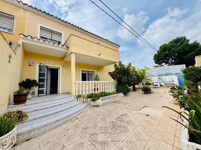 4 sypialnia Dom na sprzedaż w Pueblo - Urbanizaciones, Alfaz del Pi / L'Alfàs del Pi z basenem - 485 000 € (Ref: 9216724)