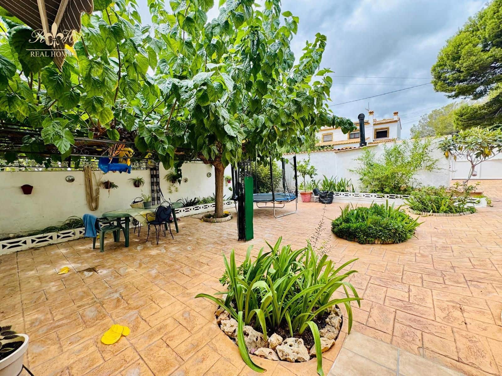 4 sypialnia Dom na sprzedaż w Alfaz del Pi / L'Alfas del Pi z basenem - 485 000 € (Ref: 9216724)