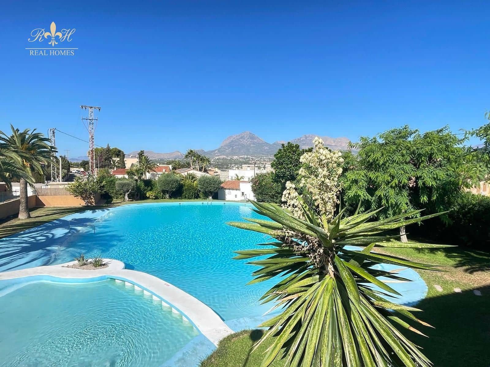 2 sypialnia Mieszkanie do wynajęcia w Albir z basenem - 1 300 € (Ref: 9216725)