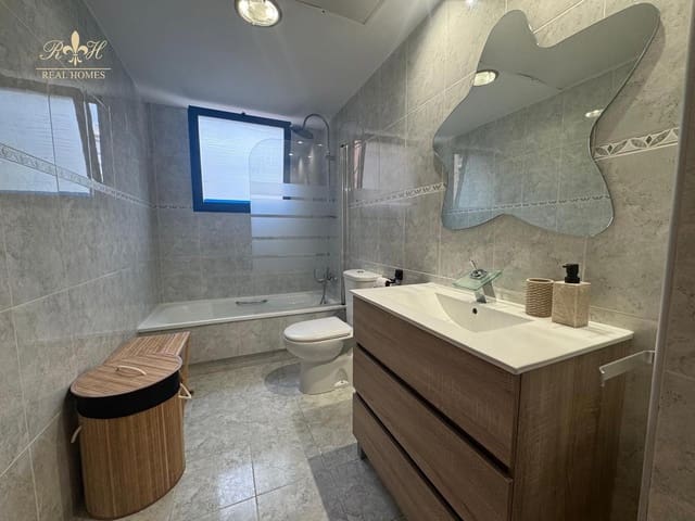 2 soveværelse Lejlighed til salg i La Cala de Villajoyosa, La Villajoyosa / Vila Joiosa med swimmingpool garage - € 215.000 (Ref: 9306973)