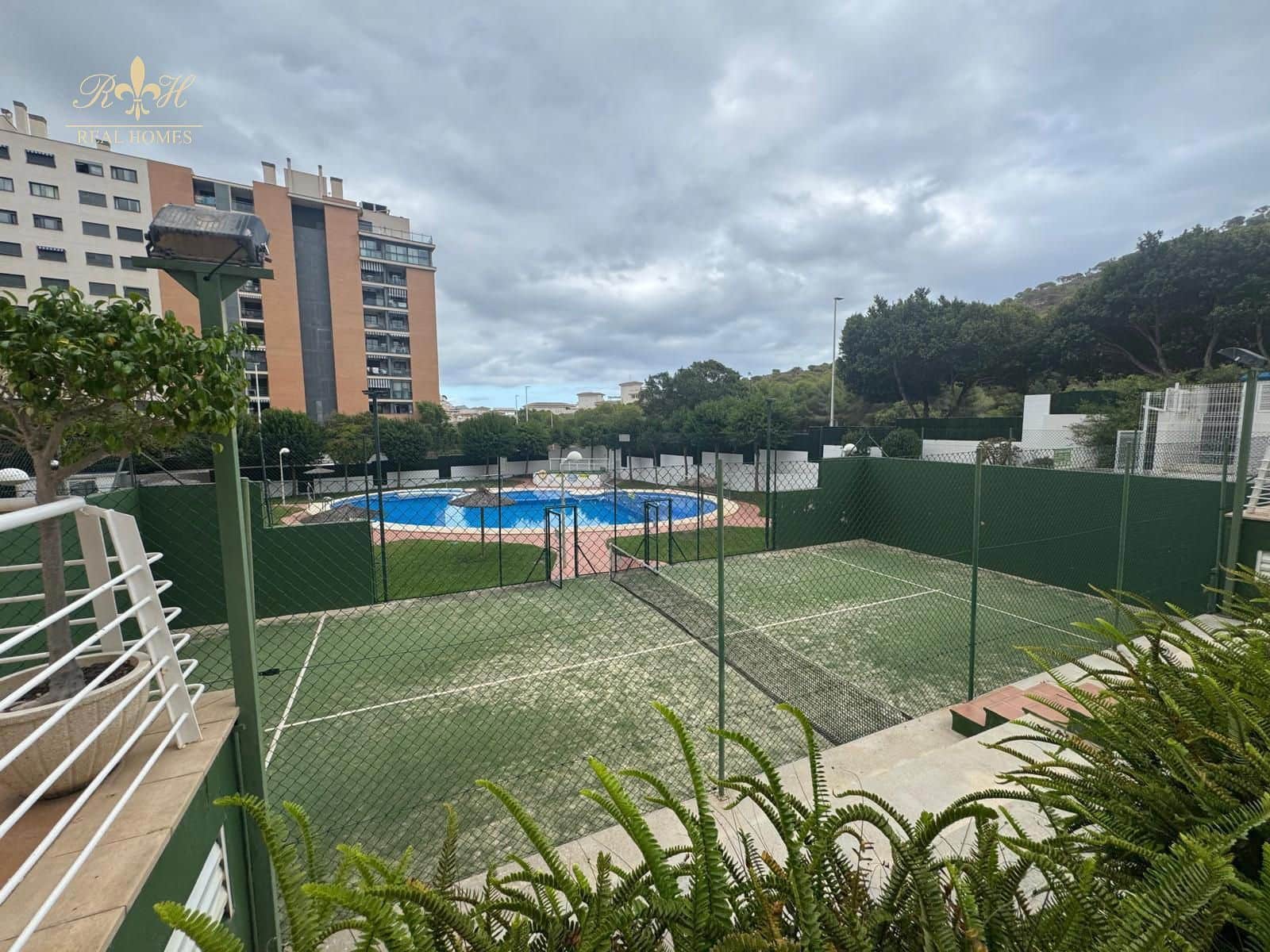 2 soveværelse Lejlighed til salg i La Villajoyosa / Vila Joiosa med swimmingpool garage - € 215.000 (Ref: 9306973)