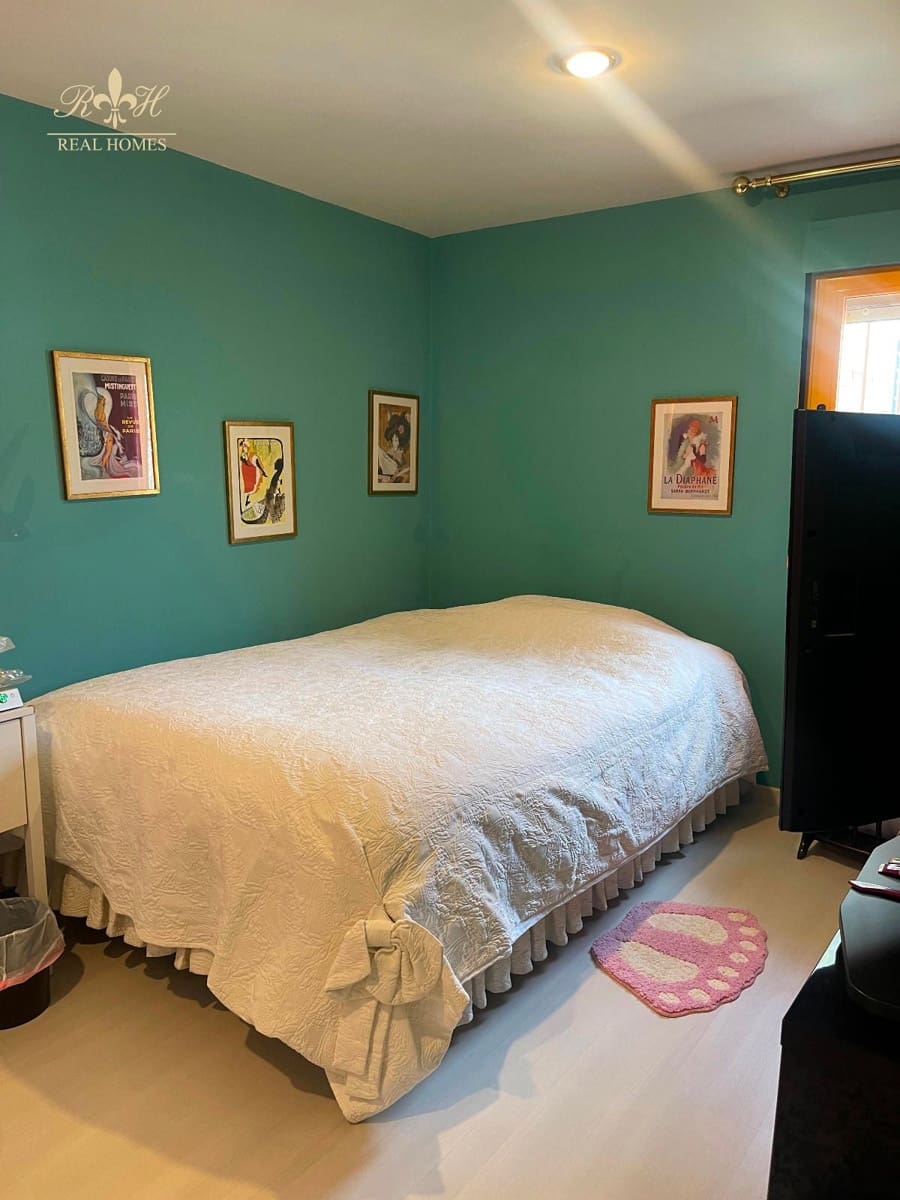 5 bedroom Villa for sale in Benidorm with garage - € 2,650,000 (Ref: 9361002)