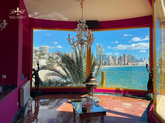 5 bedroom Villa for sale in Playa Poniente, Benidorm with garage - € 2,650,000 (Ref: 9361002)