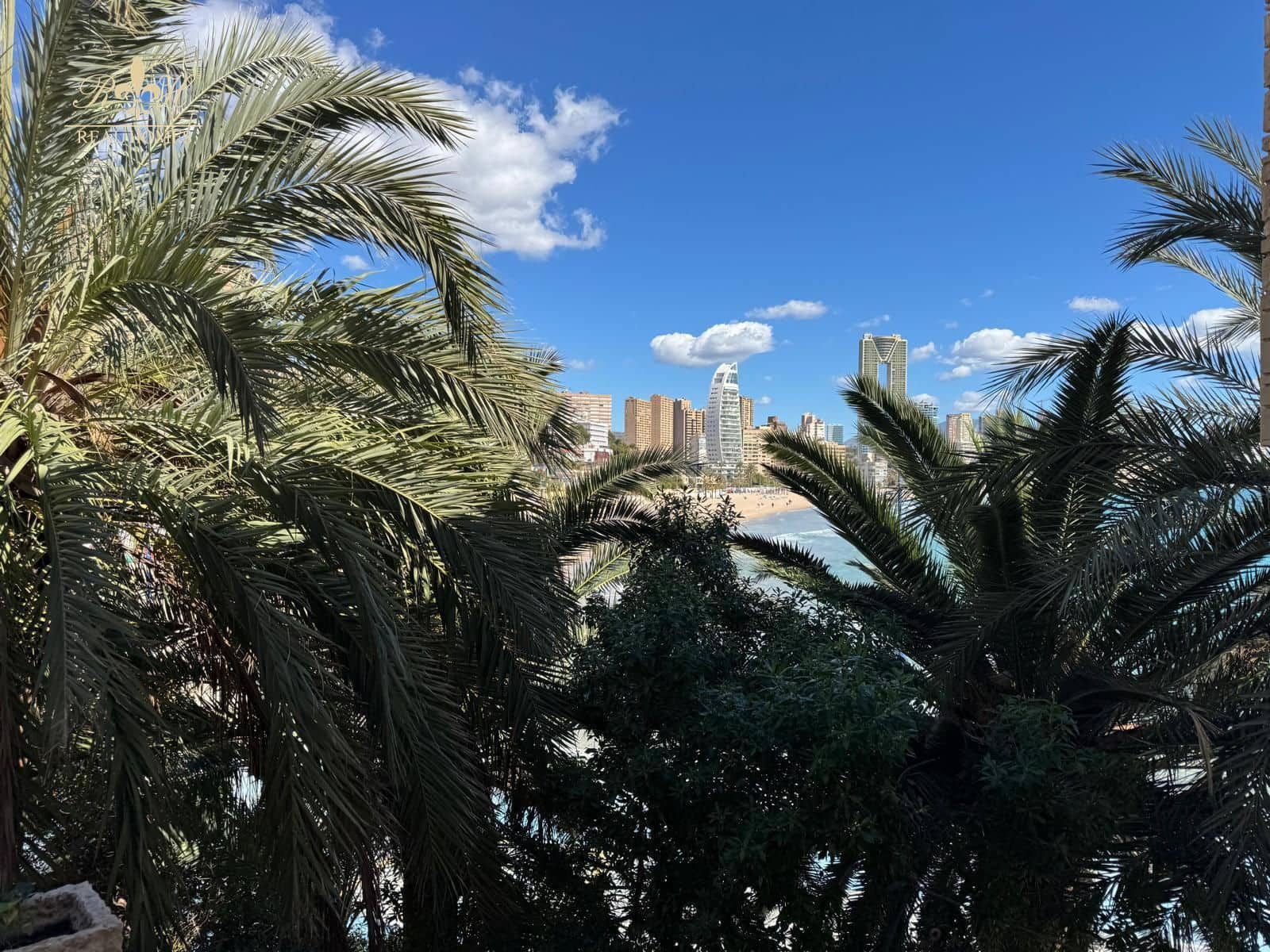 5 bedroom Villa for sale in Benidorm with garage - € 2,650,000 (Ref: 9361002)