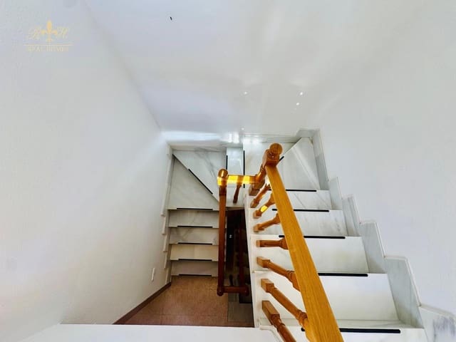 3 bedroom Townhouse for rent in Altea la Vella, Altea with pool garage - € 1,500 (Ref: 9394407)