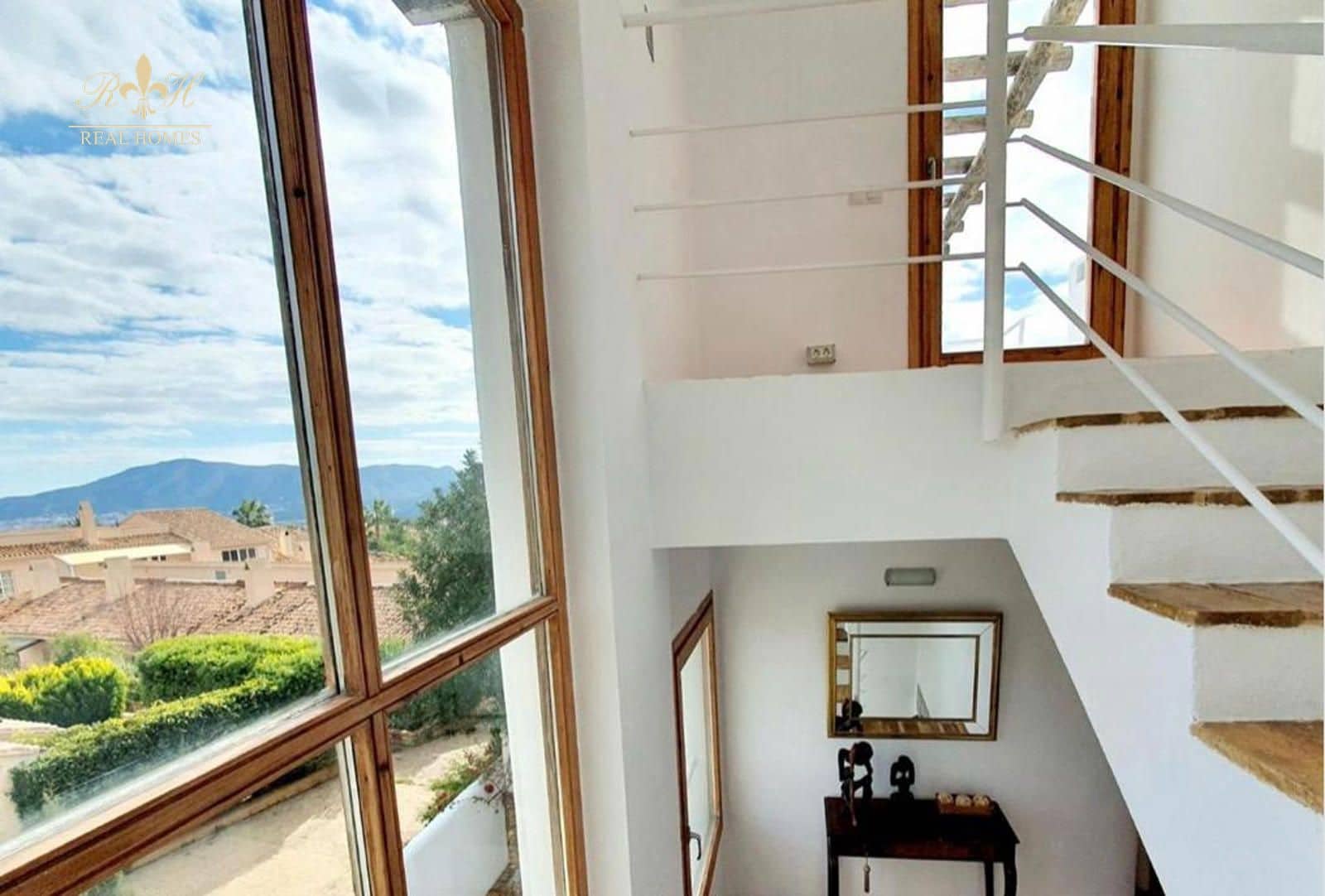 Chalet de 3 habitaciones en Alfaz del Pi / L'Alfàs del Pi en alquiler con piscina - 2.600 € (Ref: 9396824)