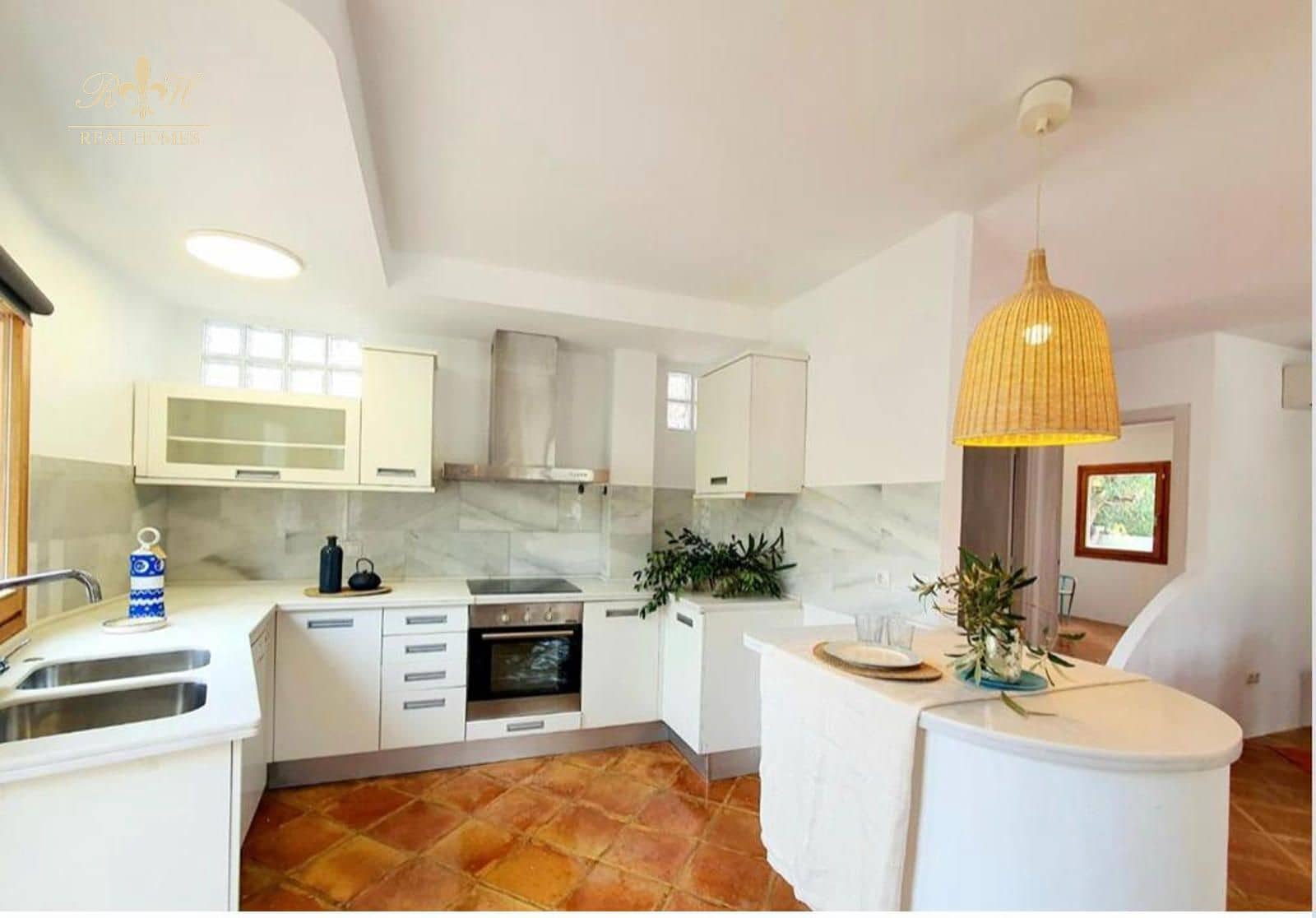 Chalet de 3 habitaciones en Alfaz del Pi / L'Alfàs del Pi en alquiler con piscina - 2.600 € (Ref: 9396824)