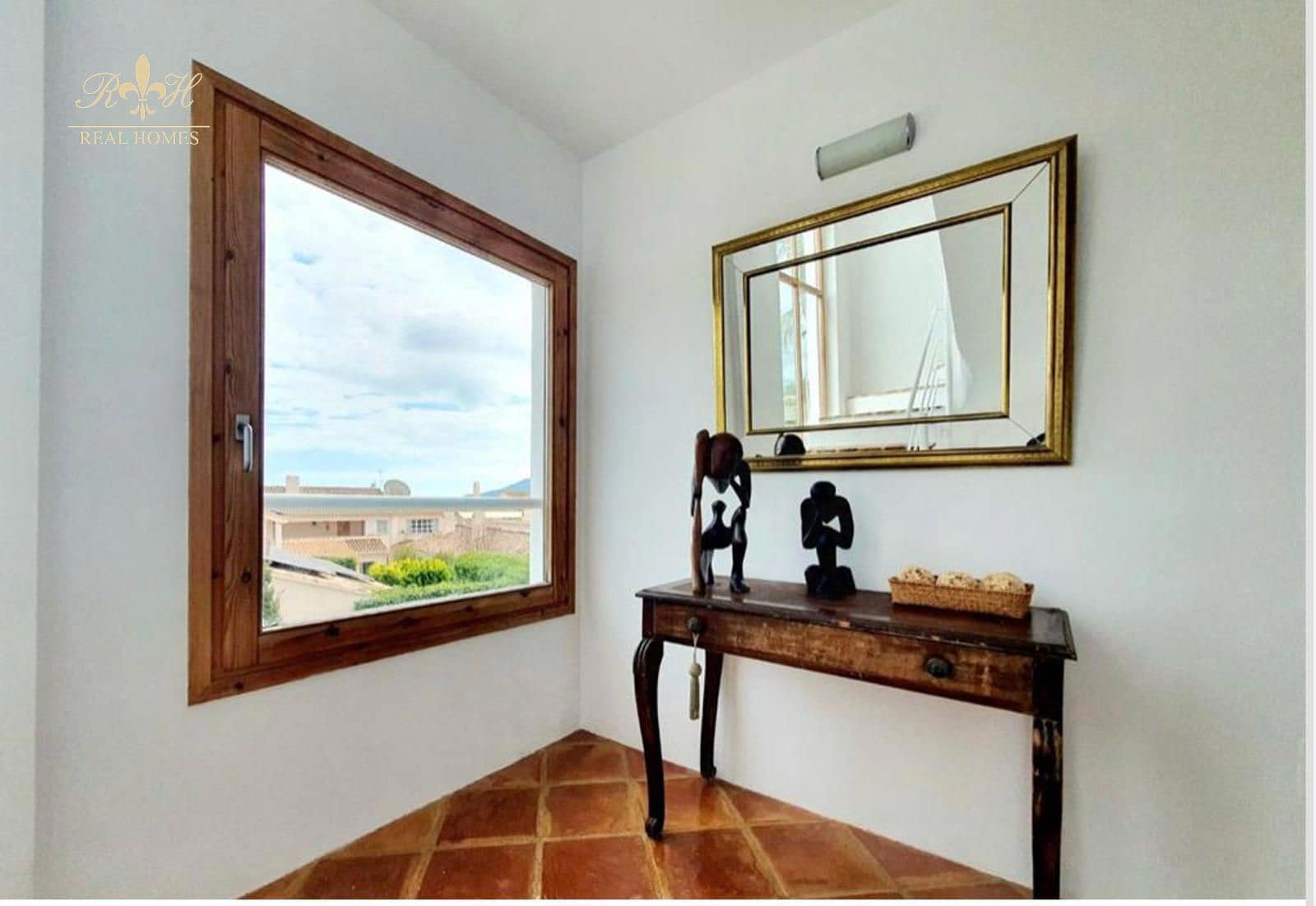 Chalet de 3 habitaciones en Alfaz del Pi / L'Alfàs del Pi en alquiler con piscina - 2.600 € (Ref: 9396824)