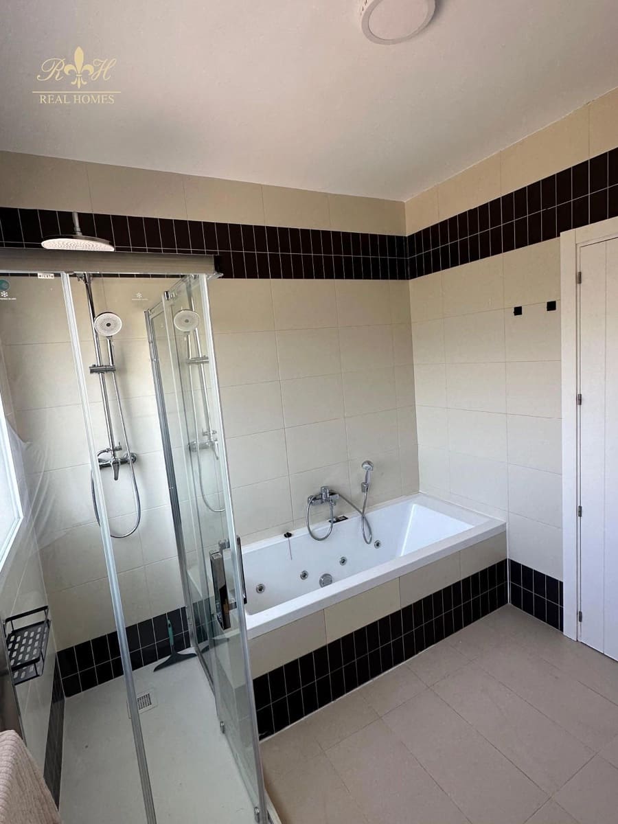 3 soverom Hus til leie i Alfaz del Pi / L'Alfas del Pi med svømmebasseng garasje - € 2 300 (Ref: 9401018)