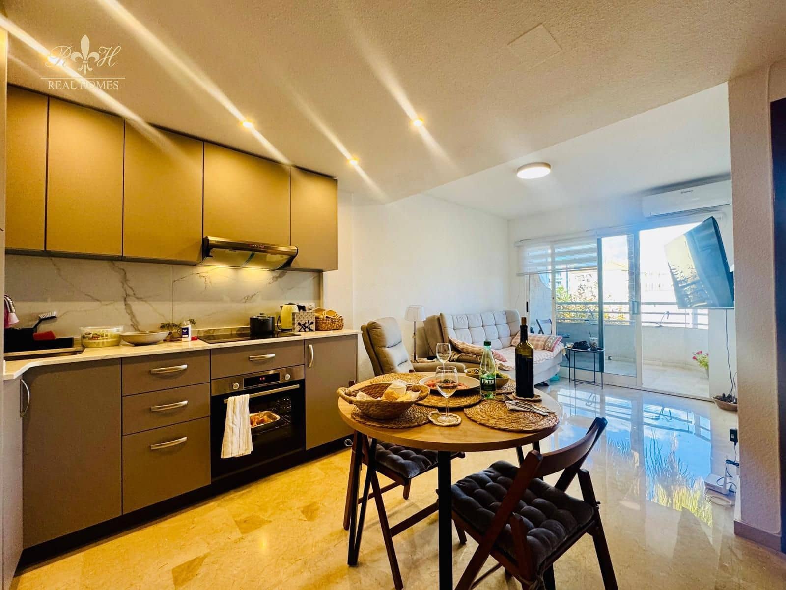 Appartement de 1 chambre à louer à Albir avec piscine - 1 000 € (Ref: 9414523)