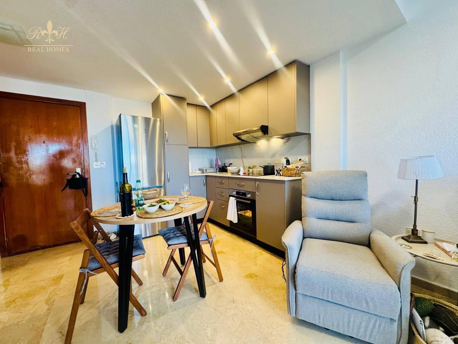 Appartement de 1 chambre à louer à Albir avec piscine - 1 000 € (Ref: 9414523)